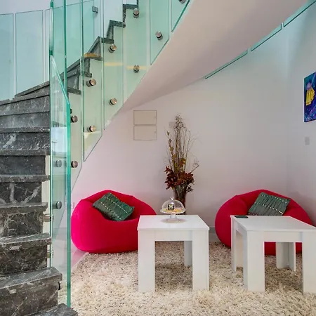 Stunning With Jacuzzi & Beautiful Views By 360 Estates *