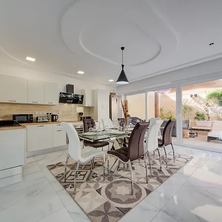 Stunning With Jacuzzi & Beautiful Views By 360 Estates Βίλα Mellieħa